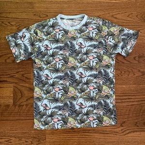 Hawaiian patterned men’s t shirt